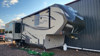 Thumbnail of RV