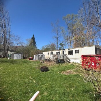 Thumbnail of mobile home