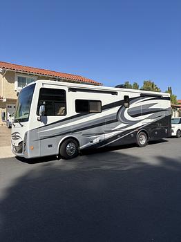 Thumbnail of RV