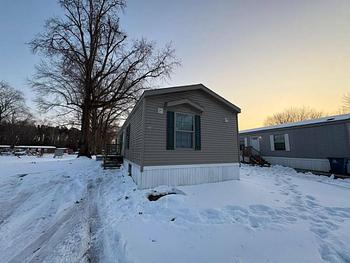 Thumbnail of mobile home