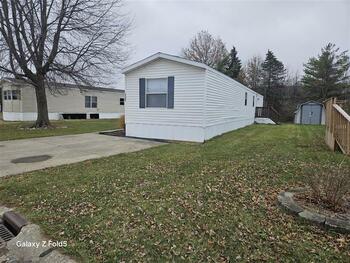 Thumbnail of mobile home