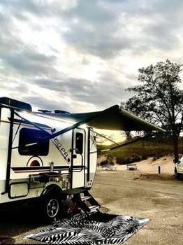 Thumbnail of RV