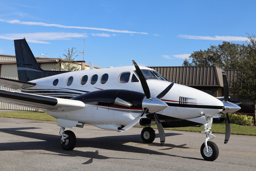 N90CT exterior 2.jpg