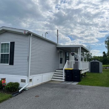 Thumbnail of mobile home