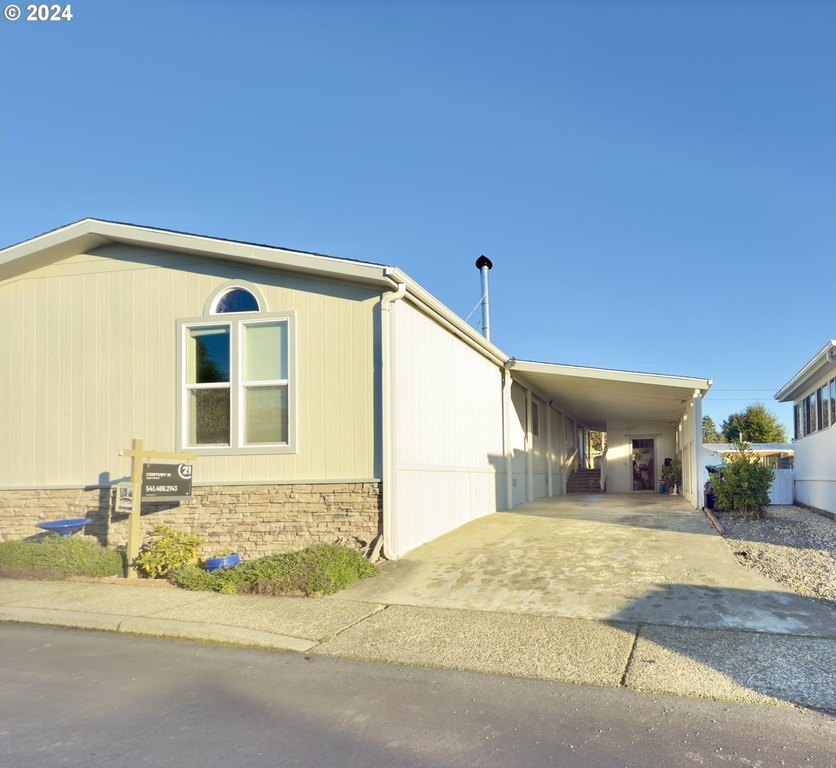 Photo of Mobile Home