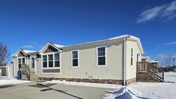 Thumbnail of mobile home