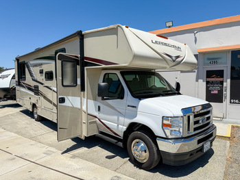 Thumbnail of RV