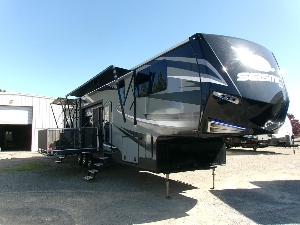 Photo of Rv