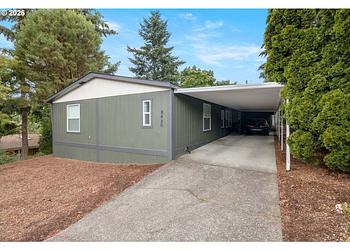 Thumbnail of mobile home