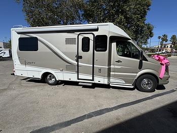 Thumbnail of RV