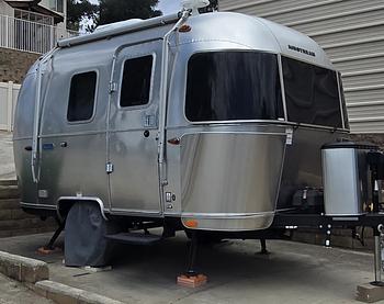 Thumbnail of RV