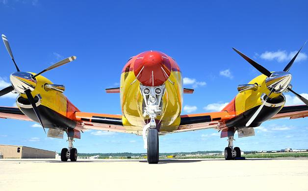 B200 - SN BB-1551-NWEB5.jpg