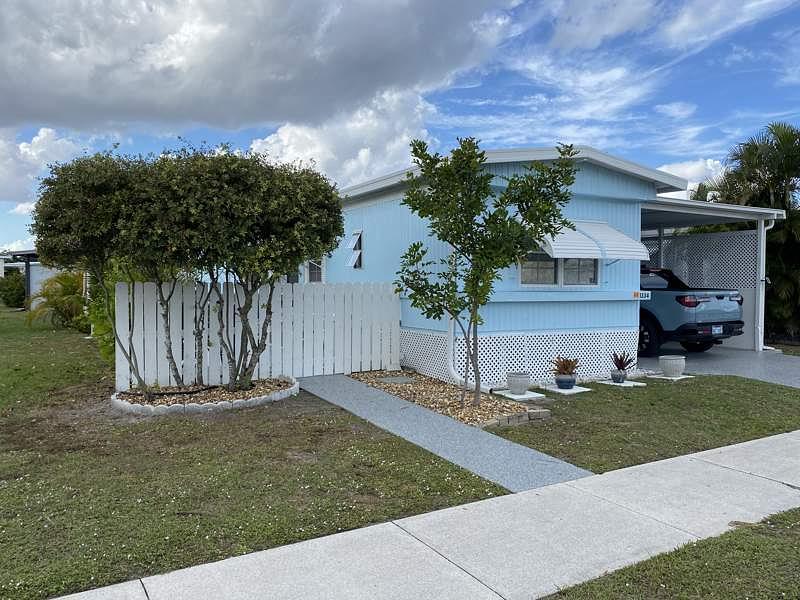 Photo of Mobile Home