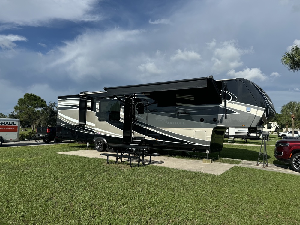 Photo of Rv