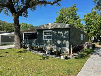 Thumbnail of mobile home