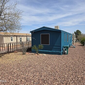Thumbnail of mobile home