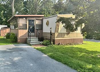 Thumbnail of mobile home