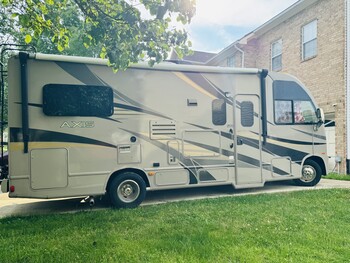 Thumbnail of RV