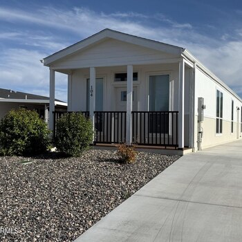 Thumbnail of mobile home