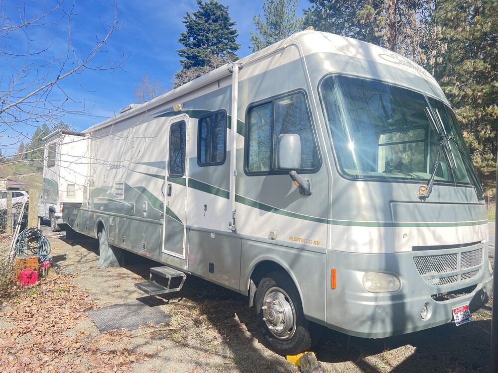 Photo of Rv
