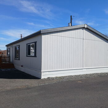 Thumbnail of mobile home