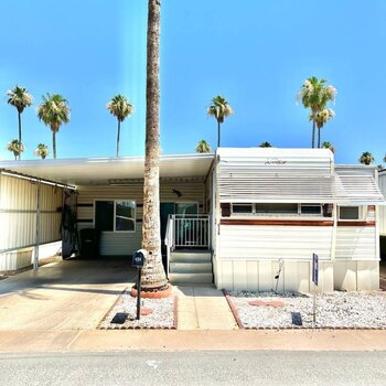 Thumbnail of mobile home
