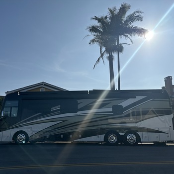 Thumbnail of RV