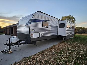 Thumbnail of RV