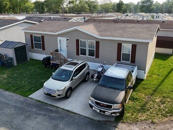Thumbnail of mobile home
