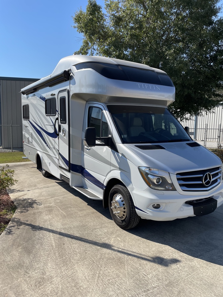 Photo of Rv