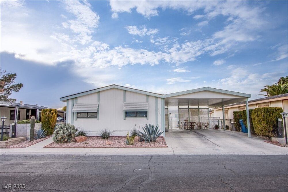Photo of Mobile Home