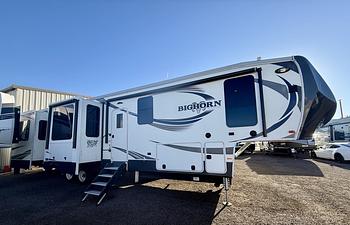 Thumbnail of RV