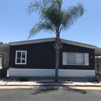 Thumbnail of mobile home