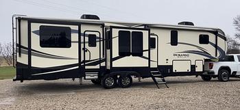 Thumbnail of RV