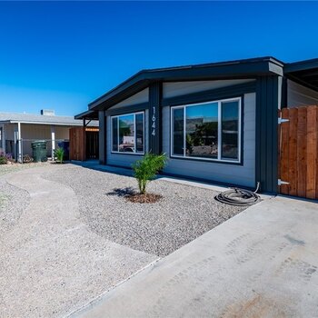 Thumbnail of mobile home