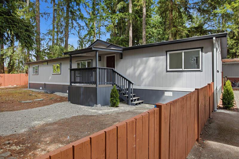 Photo of Mobile Home