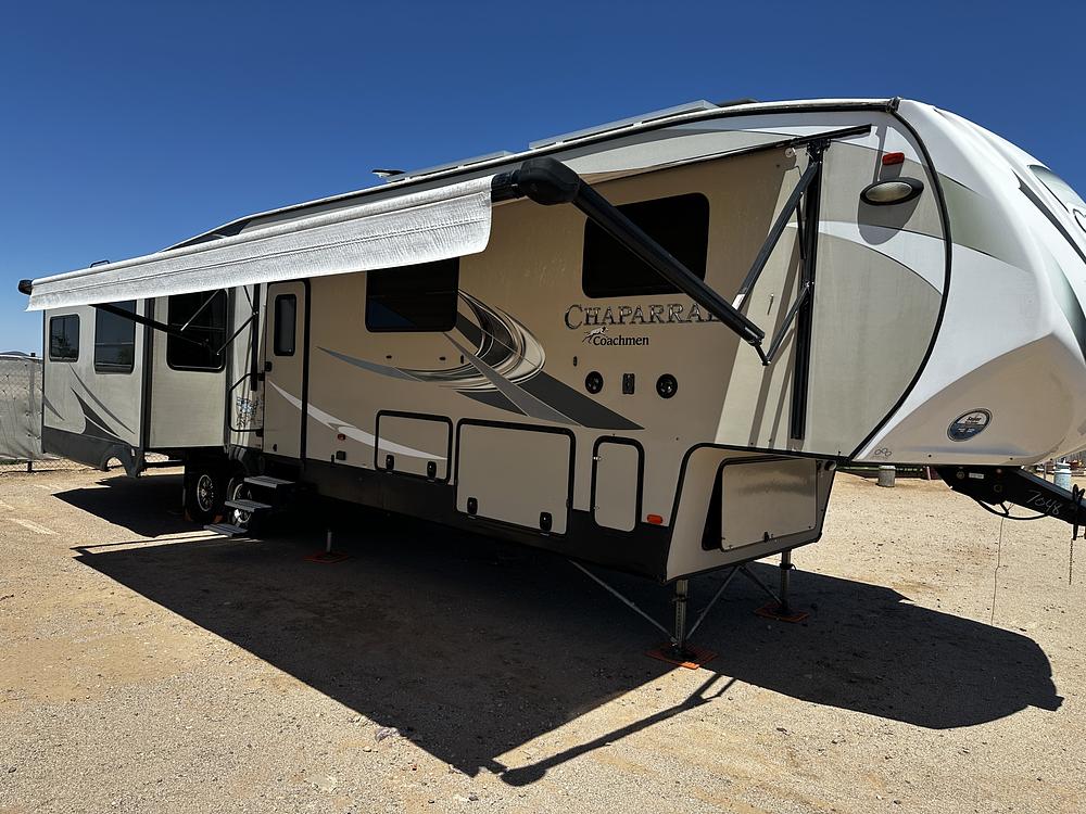 Photo of Rv