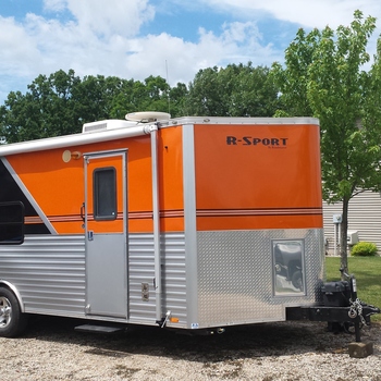 Thumbnail of RV