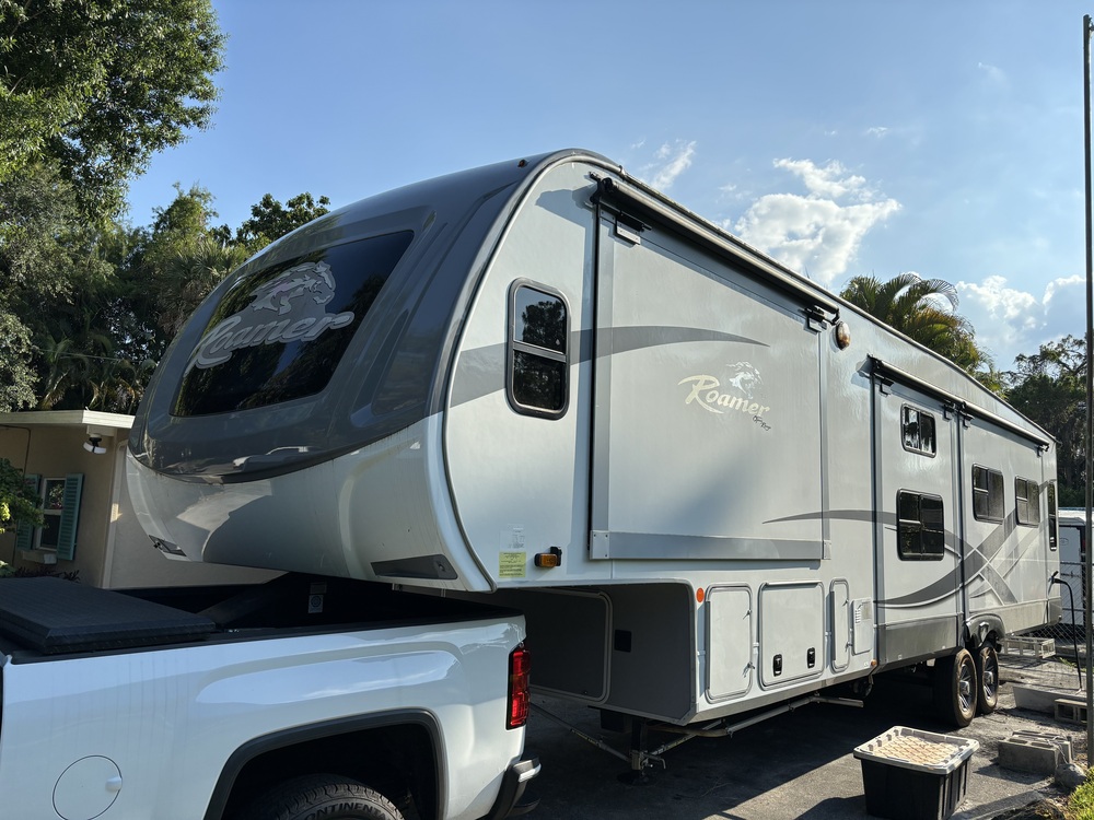 Photo of Rv