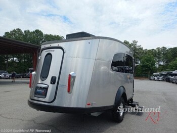 Thumbnail of RV