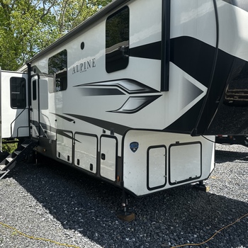 Thumbnail of RV