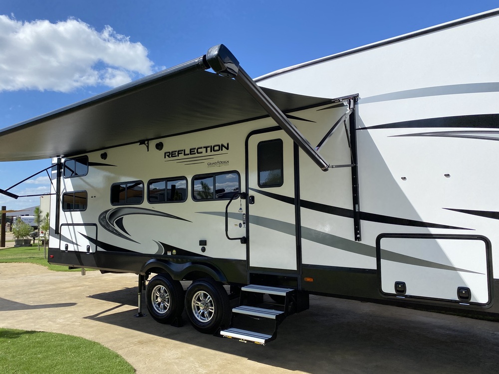 Photo of Rv