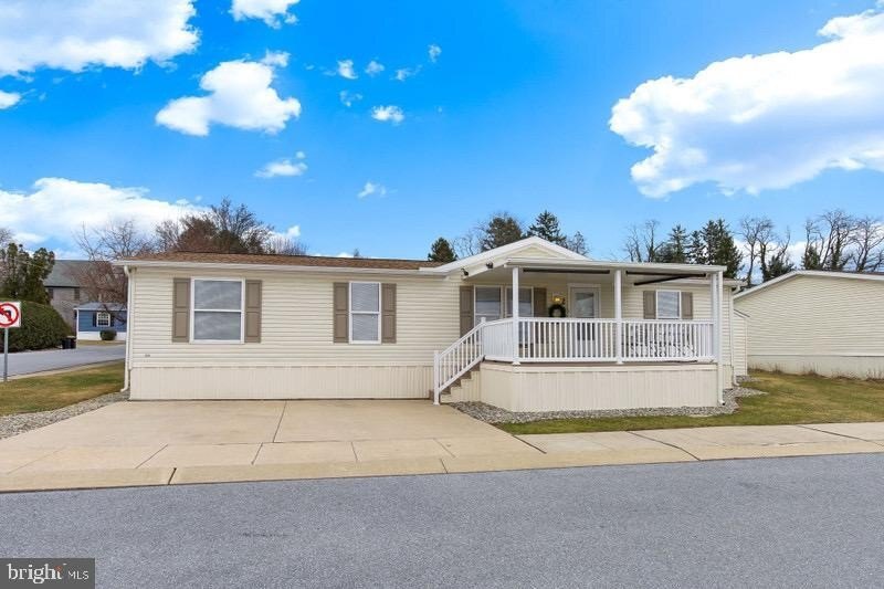 Photo of Mobile Home