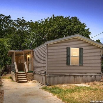 Thumbnail of mobile home
