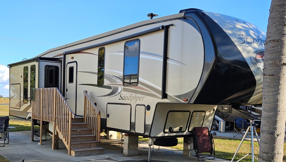 Photo of Rv