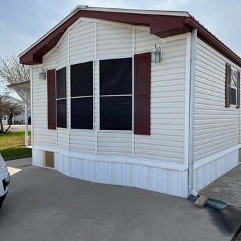 Thumbnail of mobile home