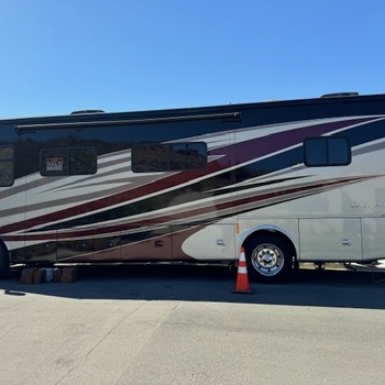 Thumbnail of RV