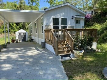 Thumbnail of mobile home