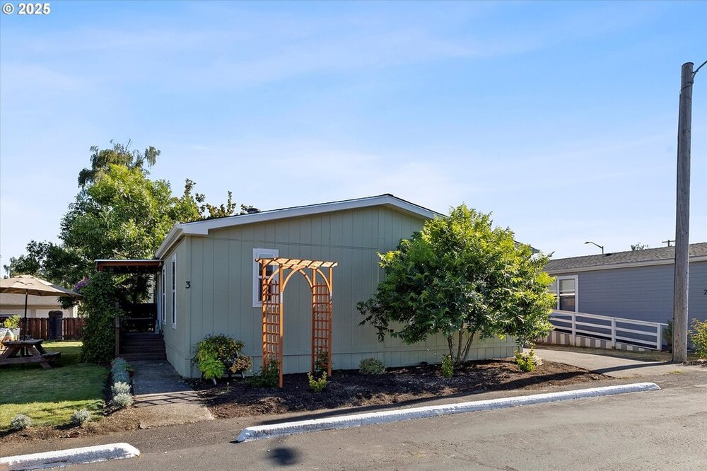 Photo of Mobile Home