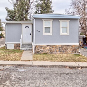 Thumbnail of mobile home